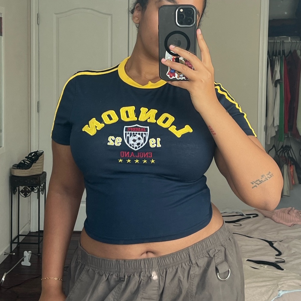 Baby tee (LONDON)